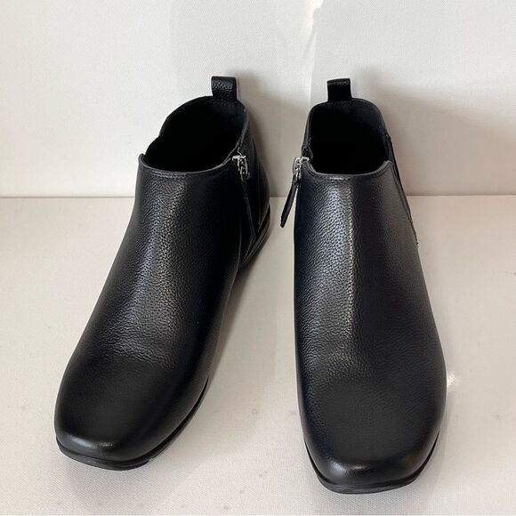 Easy Spirit Aerial Side Leather Zip Ankle Booties - Picture 4 of 7